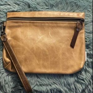 Rough and tumble Field Clip Pouch